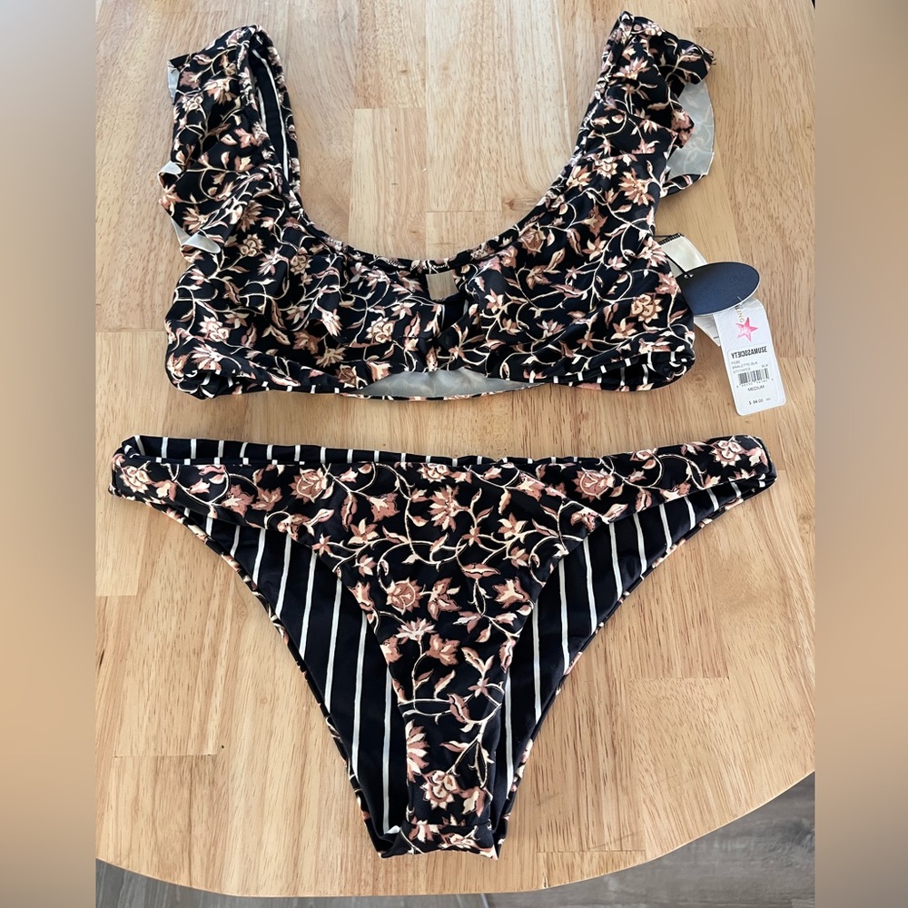Amuse Society Bikini NWT